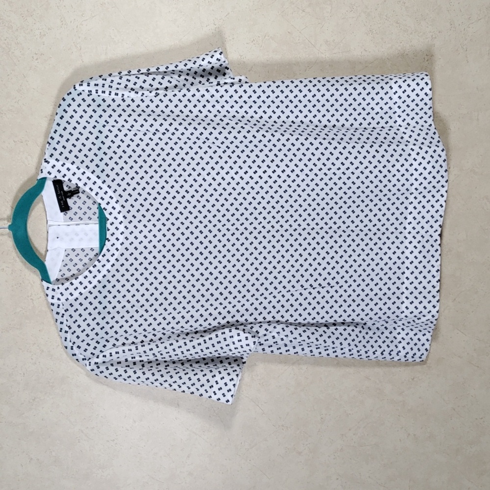 4089 Rag & Bone white w/black and gray print S/S blouse L